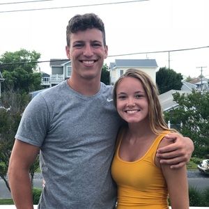 Meet your Posher, Kaitlyn